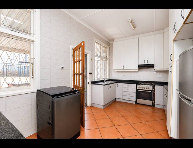 4 BEDROOM HOUSE FOR SALE IN GLENWOOD